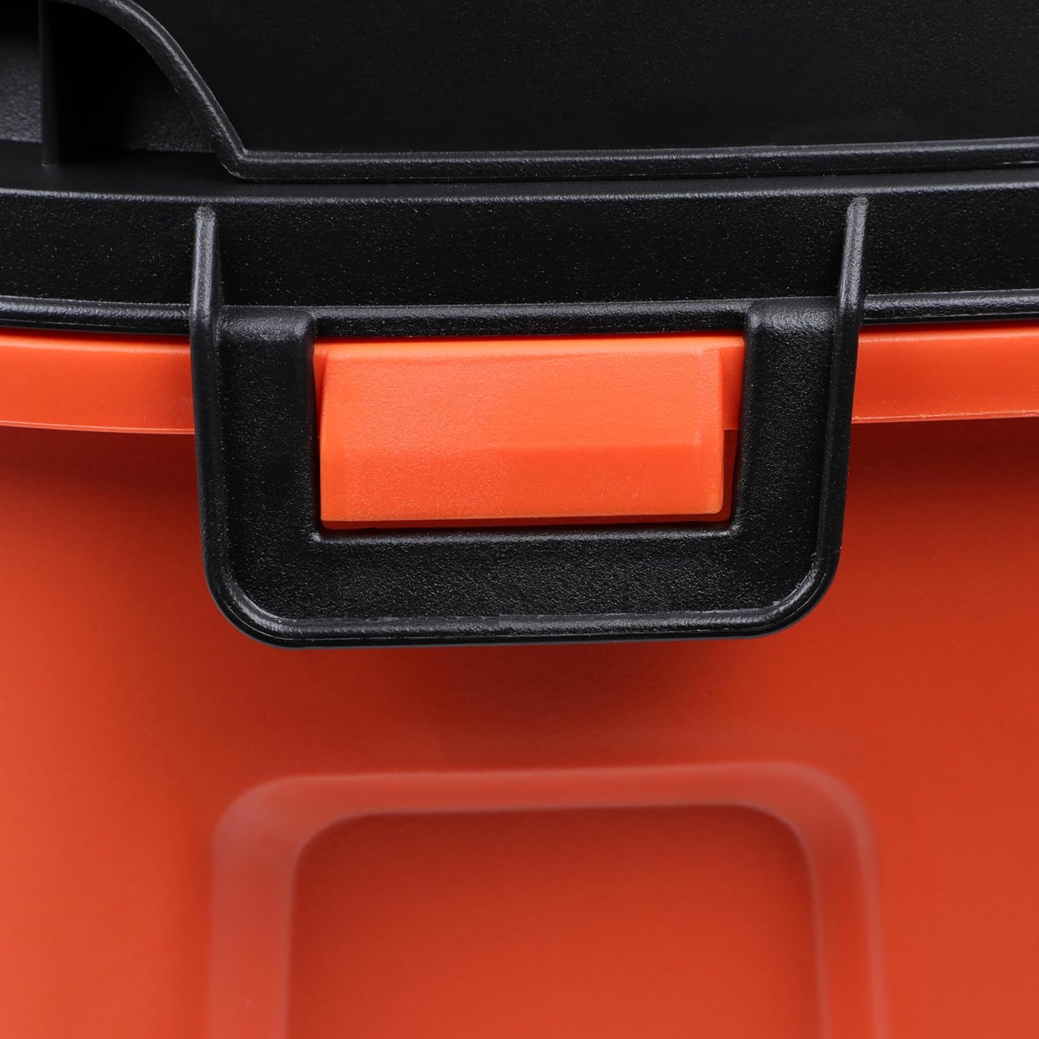 BLACK+DECKER BDWD08-B1 Wet and Dry Vacuum Cleaner with Cannister Body, 1000 W, Powerful Suction, 8L Capacity, 220V Vacuum Cleaner for Home Use, 1 Year Manufacturer Warranty(Red/Black)